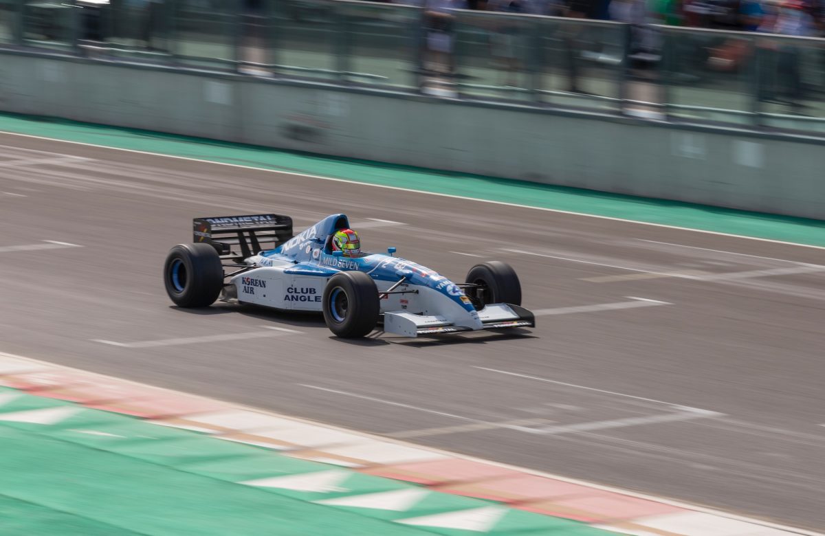 Mercedes F1 Car Resilience