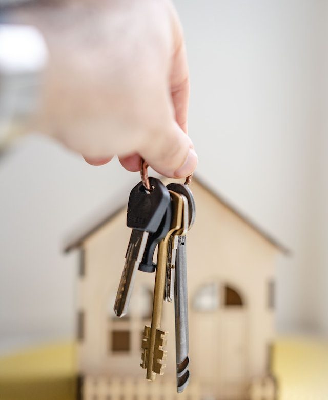 Rental property foreclosure scams