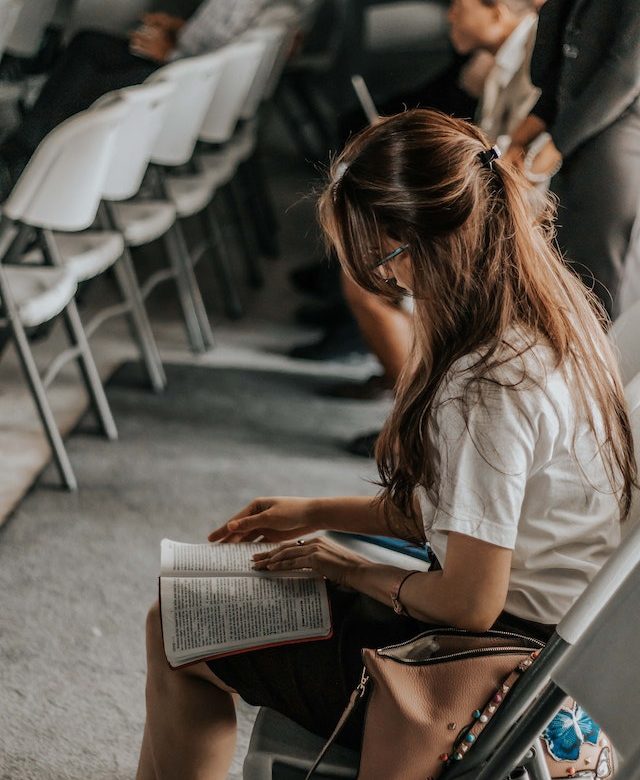 Impersonation scams targeting college students