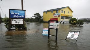 Report warns of a real estate "climate bubble"