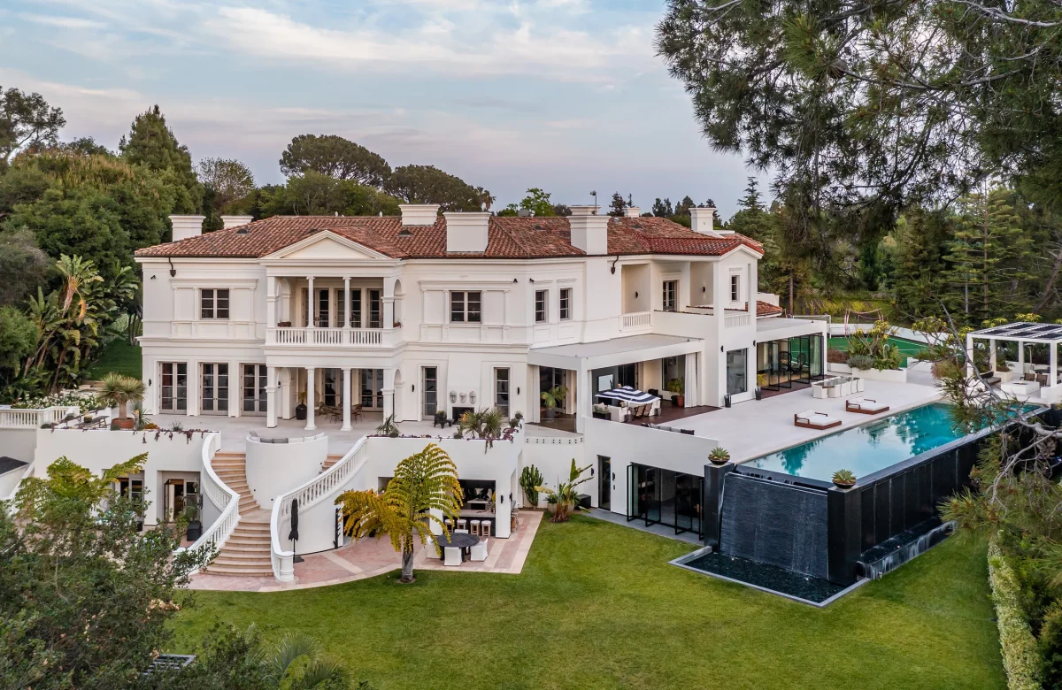 Celebrities and Real Estate