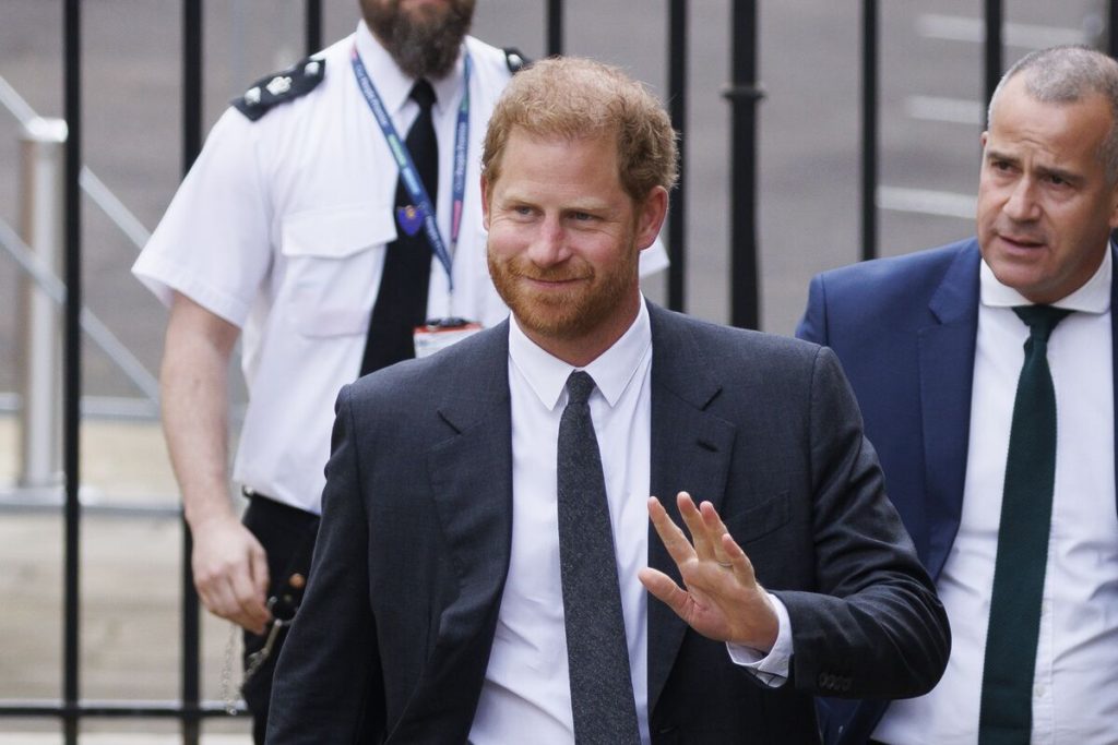 Prince Harry, Daily Mail, Hacking Claims