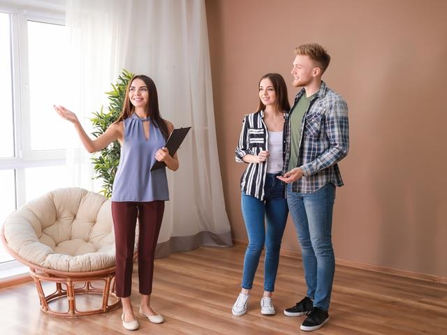 Enrique Silva," "Anywhere Real Estate